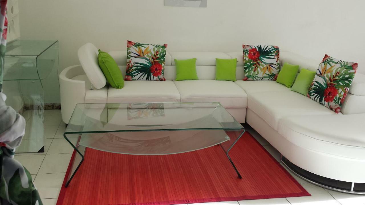 Agreable Studio Vue Mer Au Trois Ilets Les Trois-Ilets Exterior foto